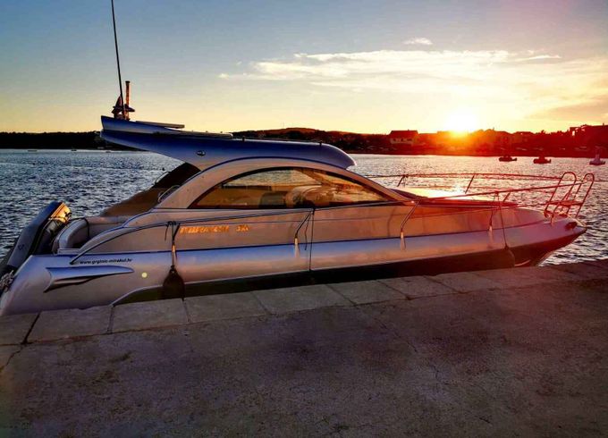 Motorboat Mirakul 30 260hp