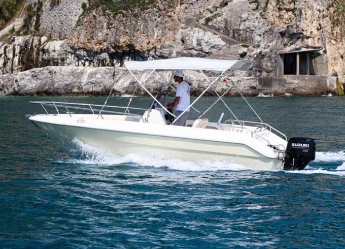 Boat without licence  F.lli Saponaro Mirage 600 - 26+ years 40hp