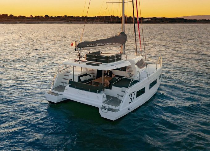 Catamaran AVENTURA 37 11m