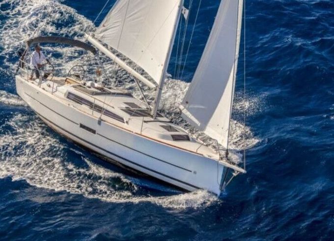 Sailboat Dufour Dufour 360 Grand Large 10.73m