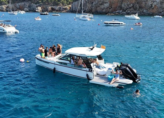 Motorboat saxdor 320 GTO 450hp