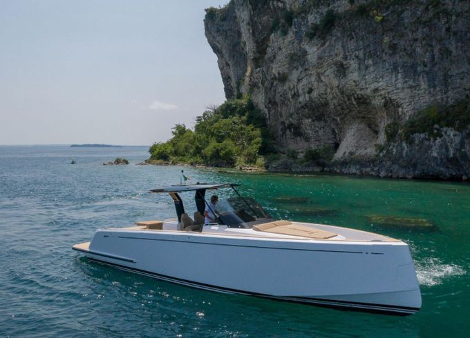 Motor yacht Pardo 38 760hp
