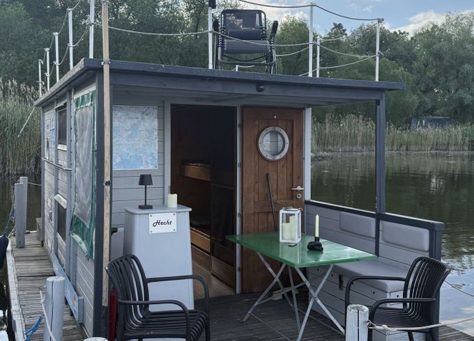 Houseboat WOMA Knajdek Meble Sp.Zo o Motorkatamaran