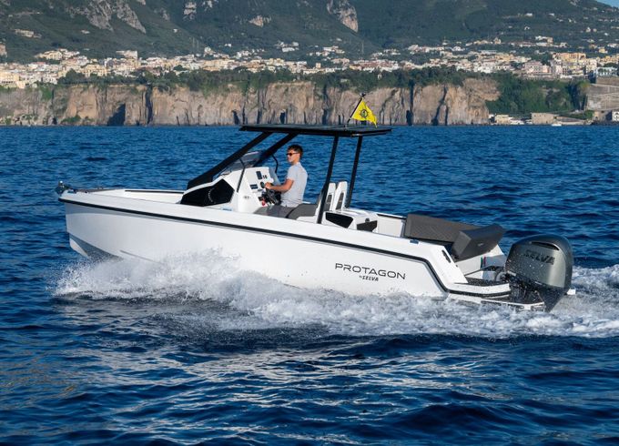 Motorboat PROTAGON PROTAGON 25 300hp