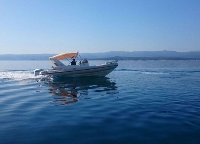 RIB Aquamax b23 200hp