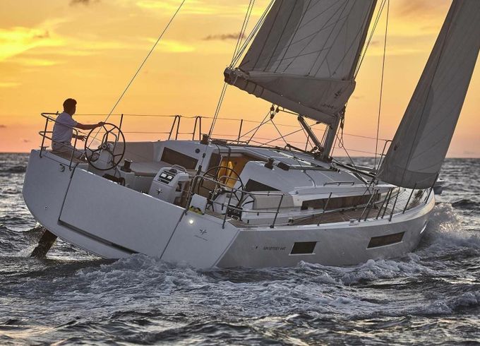 Sailboat Jeanneau SUN ODYSSEY 440 12.64m