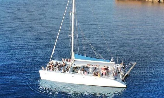 Catamaran Lagoon Maxi Catamaran 17.8m