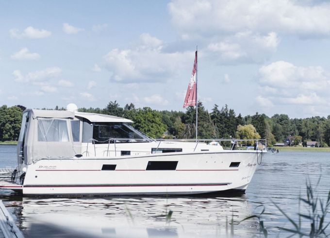 Motor yacht Motoryacht Delphia 1080 86hp