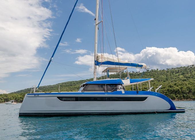 Catamaran Luna 49 14.9m
