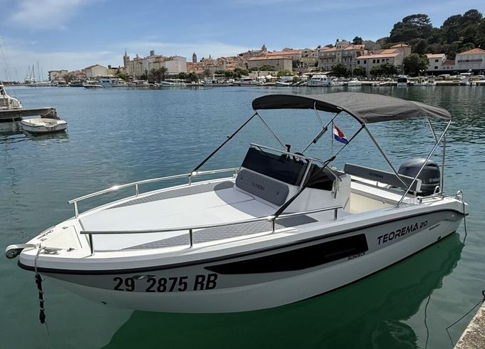 Motorboat Kolmarine Teorema 20 Sundeck 115hp