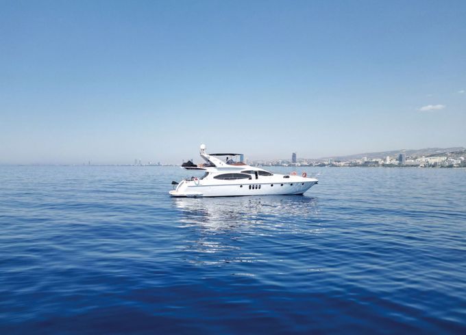 Motorboat Azimut Azimut 68 1670hp