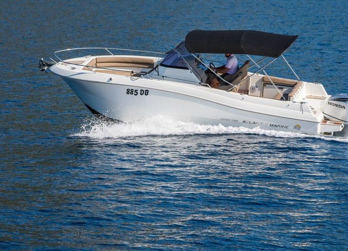 Motorboat Atlantic Open 750 250hp
