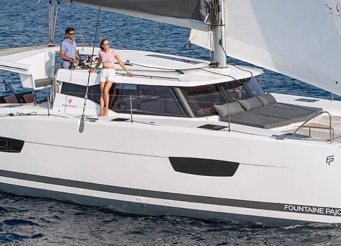 Catamaran Fountaine Pajot ISLA 40 11m