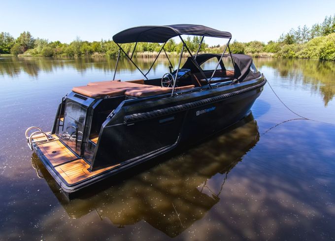 Motorboat Tender 690 15hp
