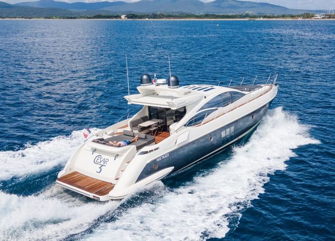 Motor yacht Azimut 68S 2740hp