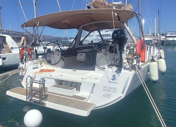 Sailboat BENETEAU OCEANIS 48 14.6m