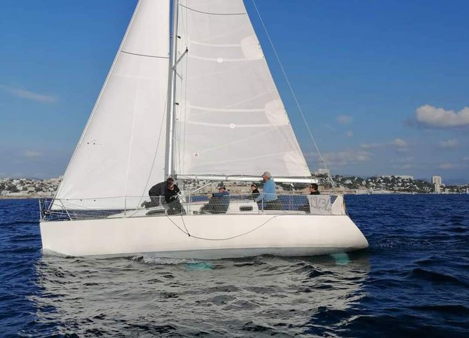 Sailboat Dufour 334 TROPPHY 10.09m
