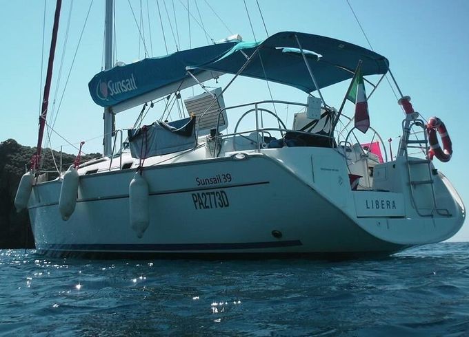 Sailboat BENETEAU CYCLADES 39.3 12m