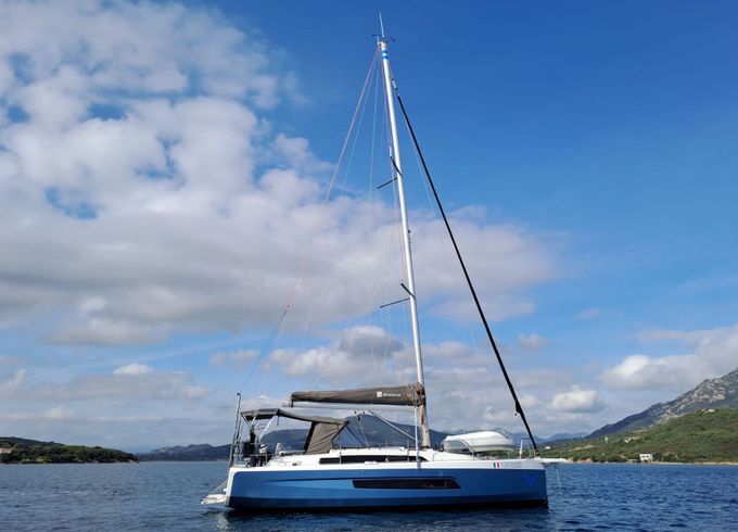 Sailboat Dufour Dufour 37 10m
