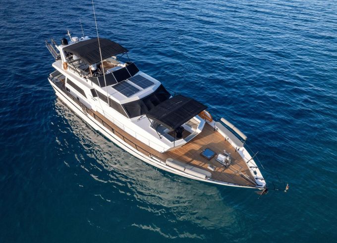 Motor yacht Cantieri De Pisa Akhir 1300hp