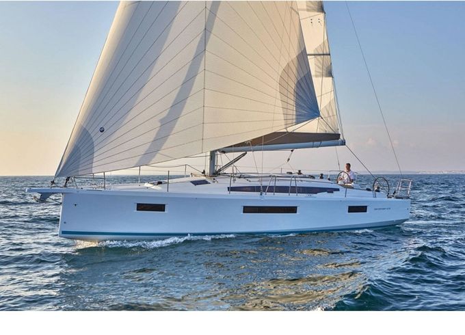 Sailboat Jeanneau Sun Odyssey 410 11m