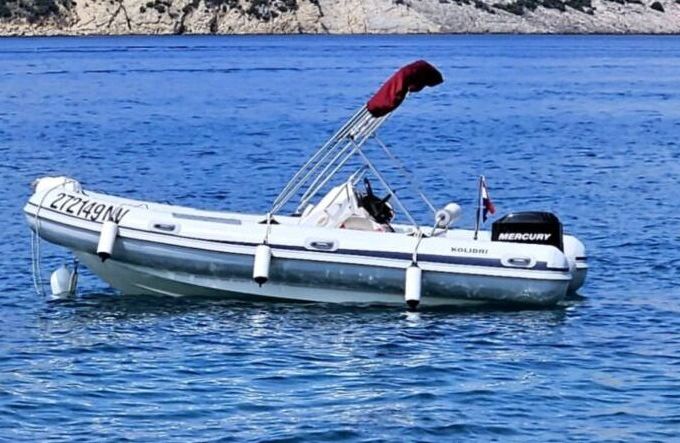 Motorboat bayliner marine kolibri 50hp