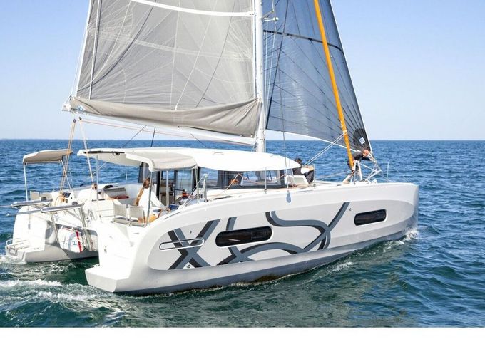 Catamaran Excess 11 11m