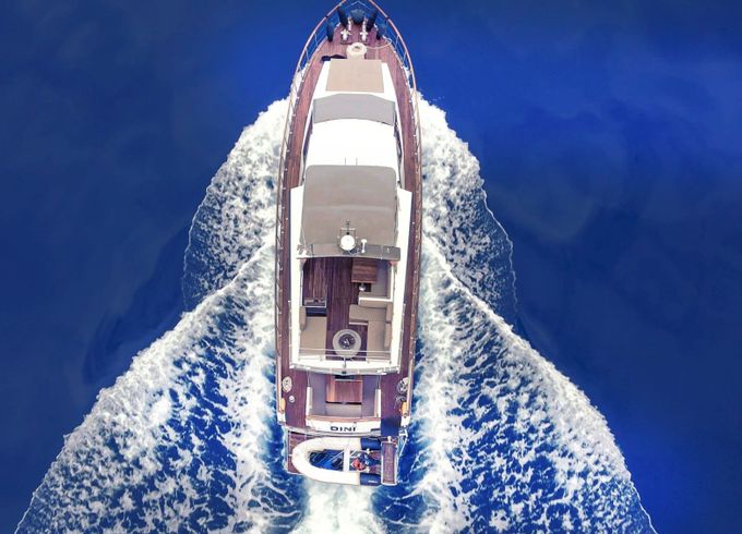 Motor yacht Maiora Custom Designed 70ft 1500hp