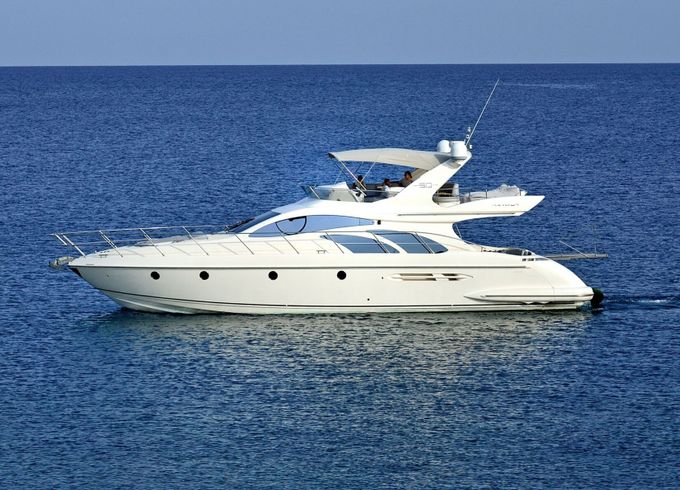 Motorboat Carina Azimut 52 1400hp