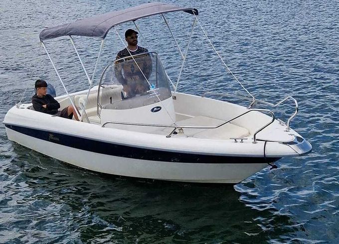 Boat without licence  Yanmarine 5.8 metri 40hp