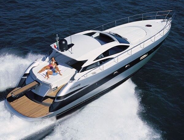 Motorboat Pershing 48 1800hp