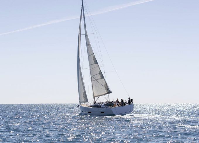 Sailboat DUFOUR 390 Grand Large 11.93m