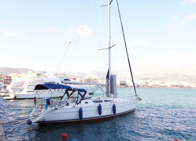 Sailboat Sun Odyssey 42 12m