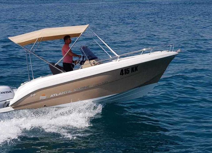 Motorboat Atlatnic Marine Open 530 100hp