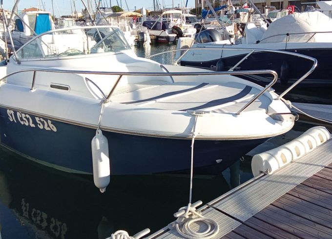 Motorboat BENETEAU Flyer 650 WA 140hp