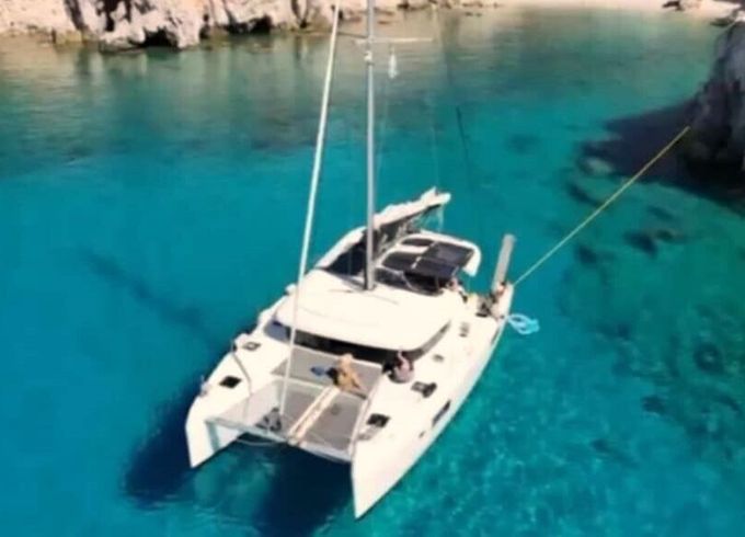 Catamaran Lagoon Lagoon 42 12.8m