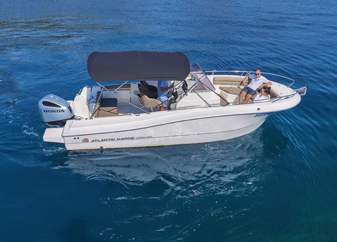 Motorboat Explore Dubrovnik - Elaphite islands / BLUE CAVE. Swim into BLUE CAVE 4h 250hp