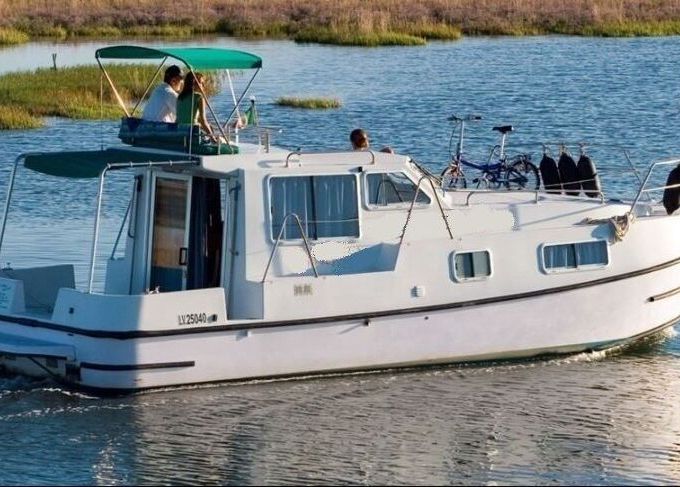Houseboat New Con Fly FIRST 40hp
