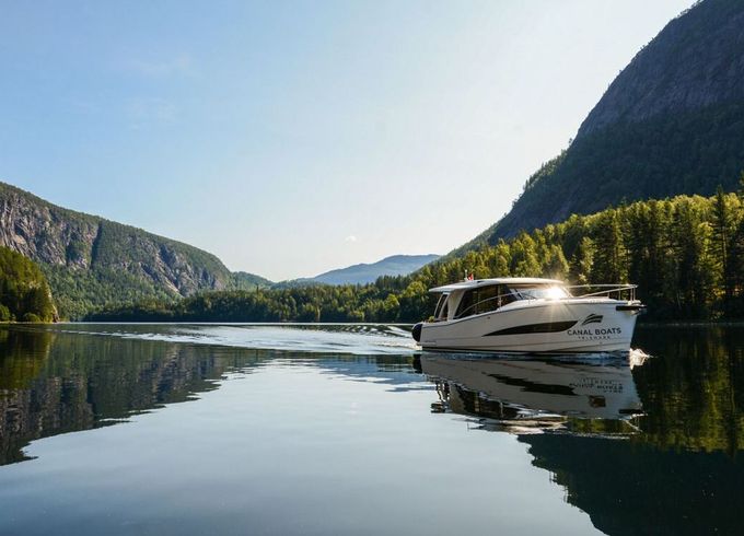 Motorboat Greenline Yachts 39 68hp