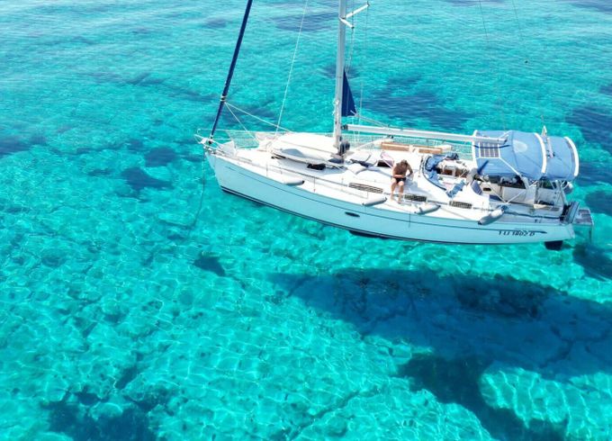 Sailboat Bavaria Bavaria 38 Cruiser 11.86m
