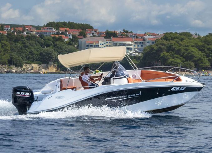Motorboat Barracuda 686 WA 200hp