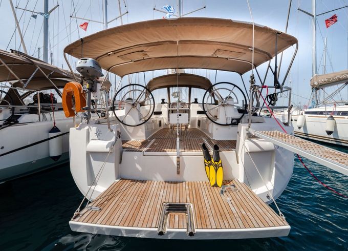 Sailboat Jeanneau Sun Odyssey 479 14.43m