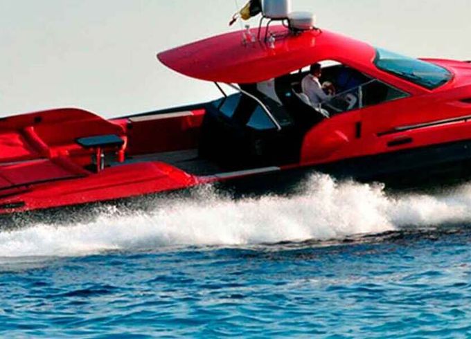 Motor yacht STRIDER 19