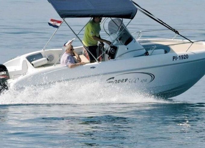 Motorboat Saver 560 wa 115hp