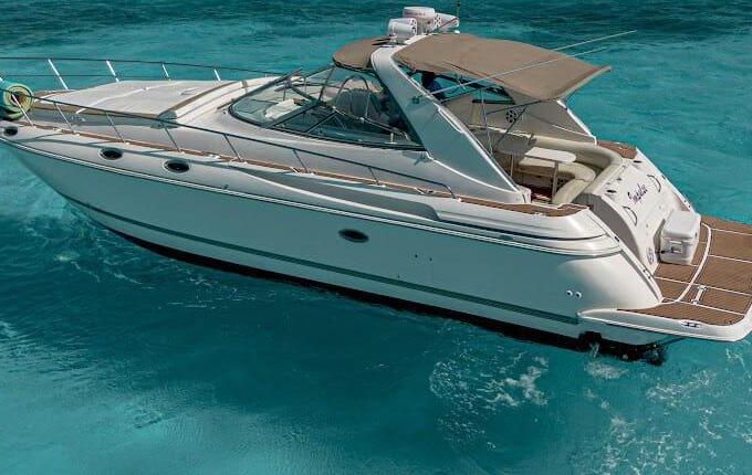 Motorboat Cruiser Sport 300hp