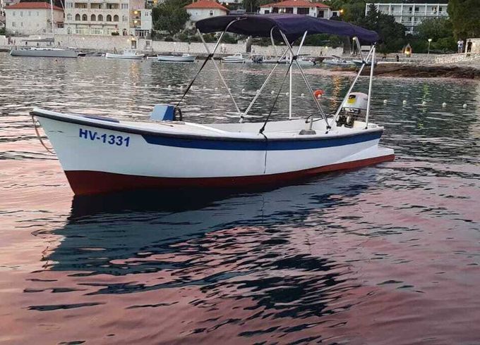 Boat without licence  Pasara 8hp 8hp