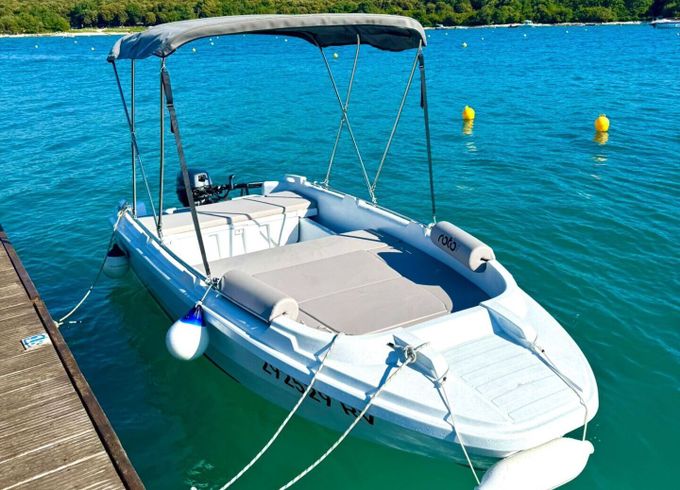 Motorboat ROTO 450 S 10hp