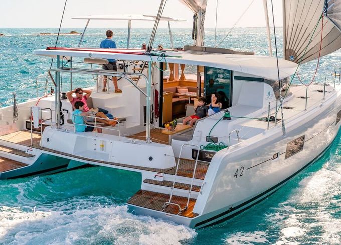 Catamaran LAGOON 42 2025 CLIM GE 12m