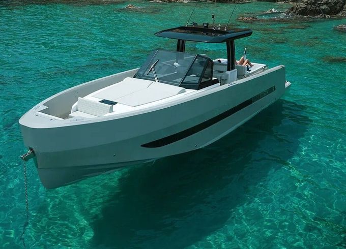 Motorboat Galeon med 42