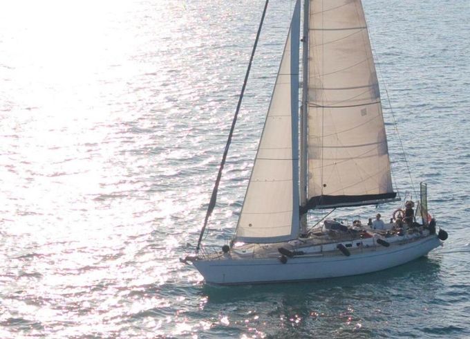 Sailboat Canados 44 13.4m